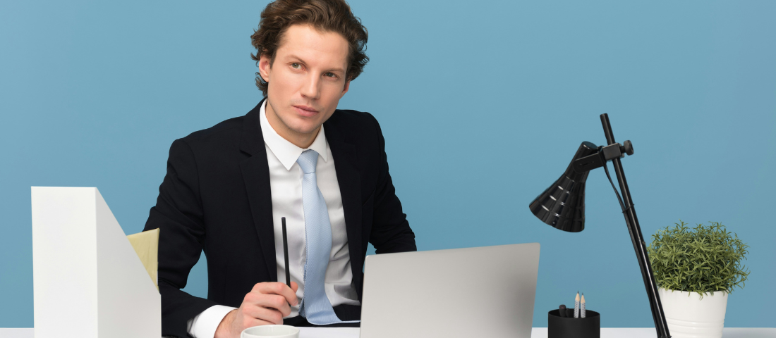 Executive Assistent - der Assistent des Chefs. Das ist sein Berufsbild