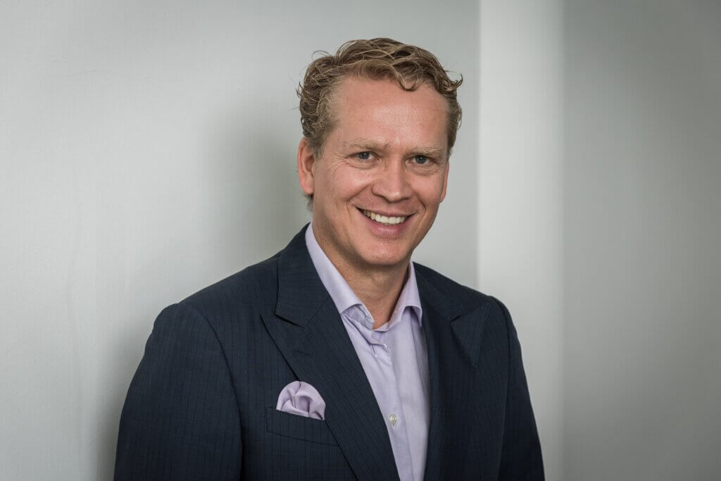 Tobias Klostermann, Finanzexperte